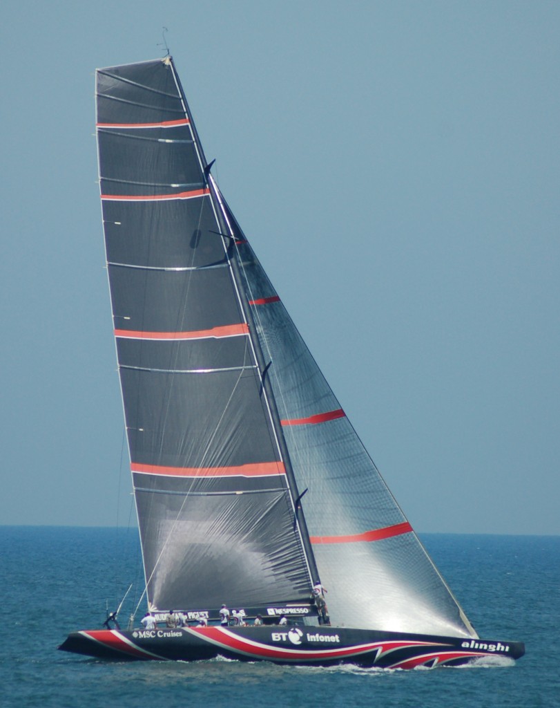 Nel 2007 la Coppa torna in Europa a Valencia. Alinghi si tiene il trofeo.